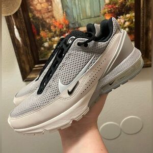 Nike Air Max Pulse Cobblestone sneakers